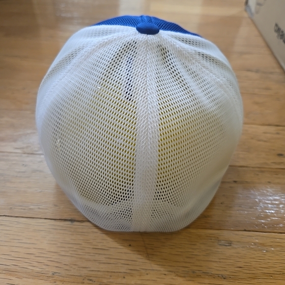 NWT FLEXFIT "California" Baseball Cap - Picture 5 of 8